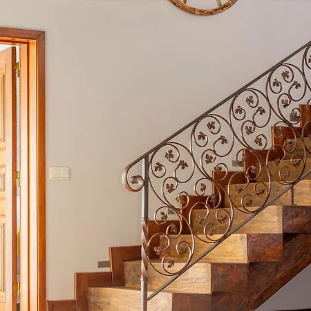 Recanto De Passos - *