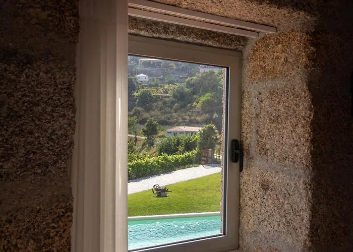 Recanto De Passos - *